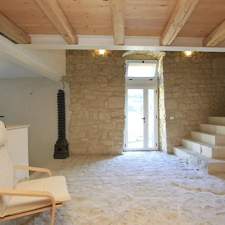 Appartement Pomelia - *